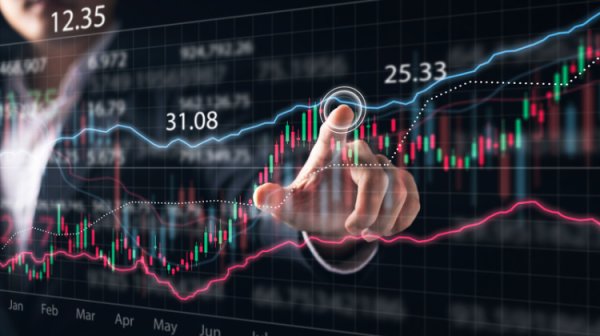 配操盘 多只货币基金密集限购，背后是何运作考量？
